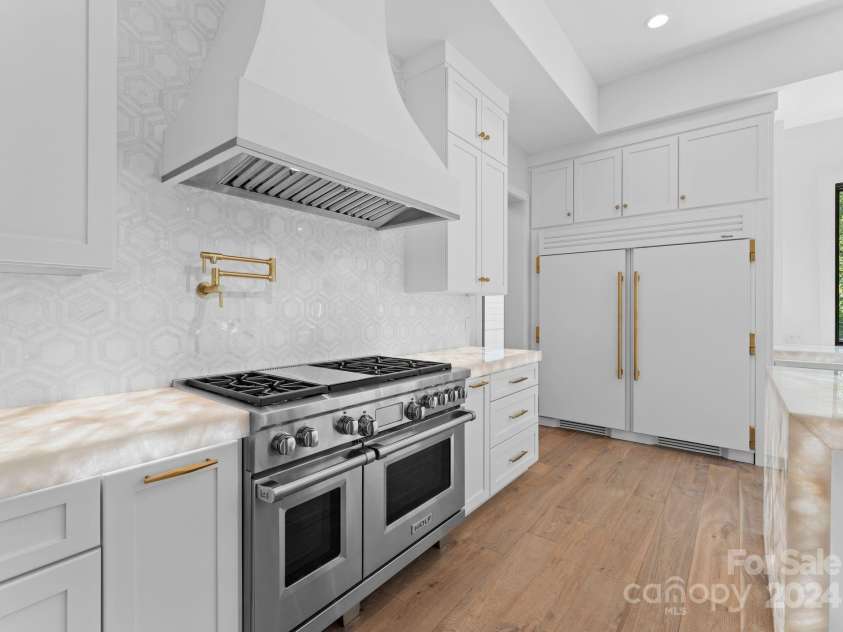 13702 Sage Thrasher Lane, Charlotte, NC 28278.  MLS# CAR4191491, YatesRealty ID 158. 