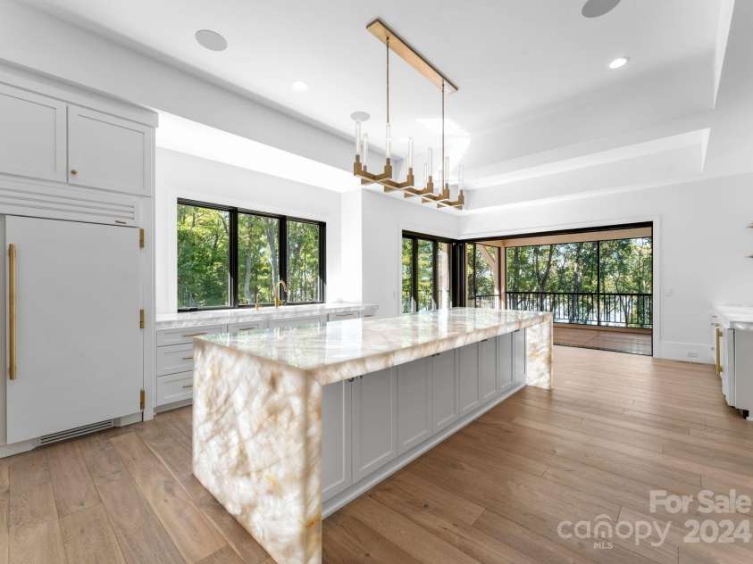 13702 Sage Thrasher Lane, Charlotte, NC 28278.  MLS# CAR4191491, YatesRealty ID 158. 