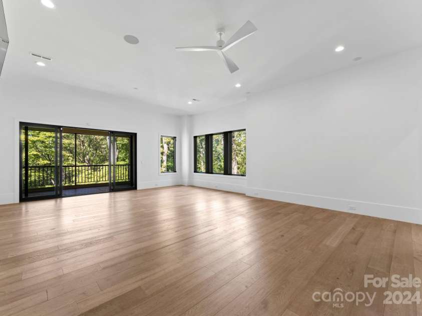 13702 Sage Thrasher Lane, Charlotte, NC 28278.  MLS# CAR4191491, YatesRealty ID 158. 