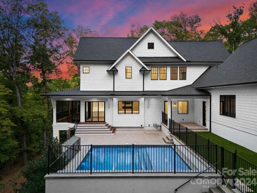 13702 Sage Thrasher Lane, Charlotte, NC 28278.  MLS# CAR4191491, YatesRealty ID 158. 