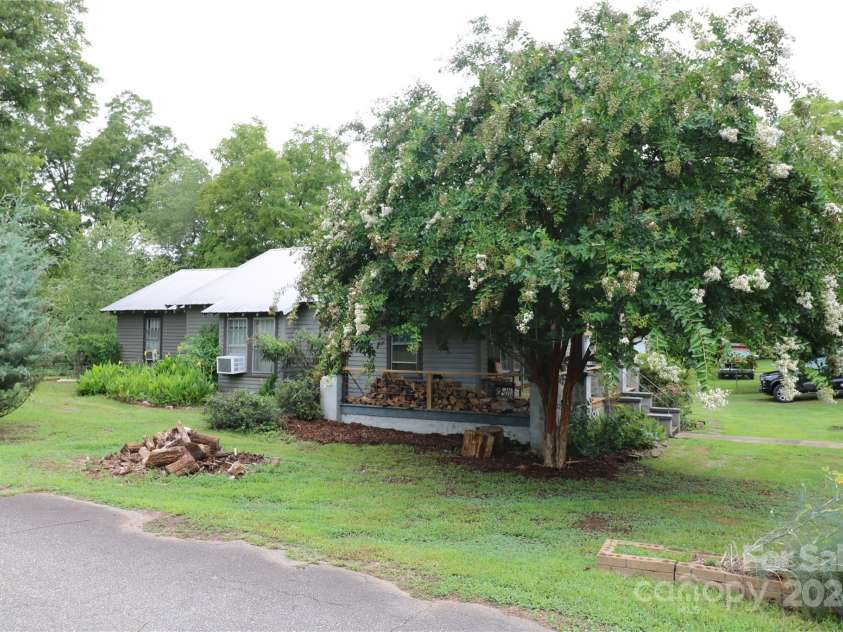 189 Alabama Street, Spindale, NC 28160.  MLS# CAR4165161, YatesRealty ID 158. 
