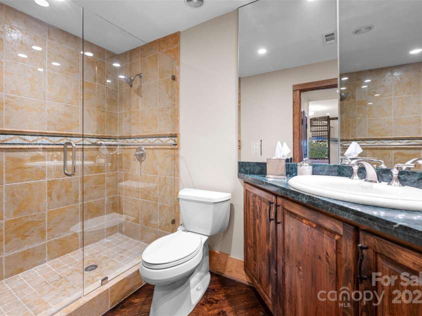 2910 Eagles Nest Trail, Banner Elk, NC 28604.  MLS# CAR4277103, YatesRealty ID 158. 