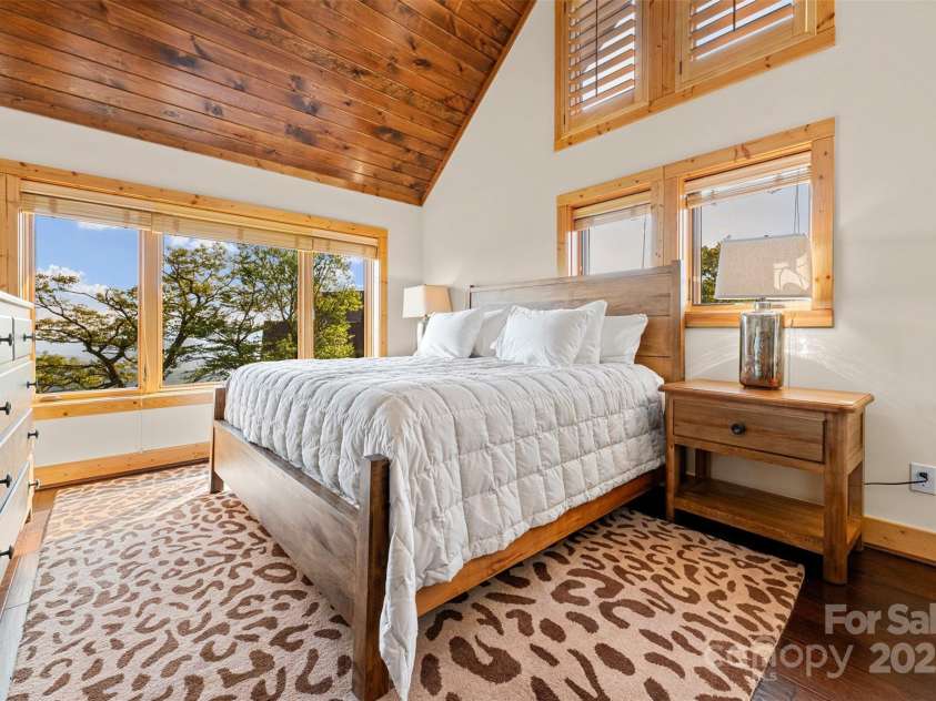 2910 Eagles Nest Trail, Banner Elk, NC 28604.  MLS# CAR4277103, YatesRealty ID 158. 