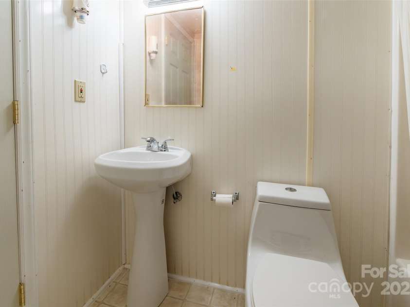 2100 JB Denton Road, Lancaster, SC 29720.  MLS# CAR4327127, YatesRealty ID 1580. 