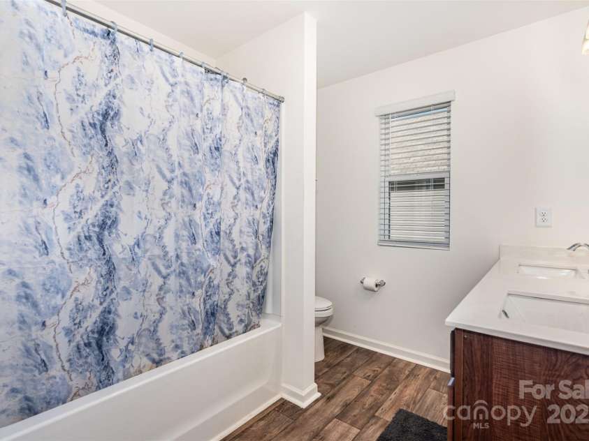 839 Foxglove Lane, York, SC 29745.  MLS# CAR4275327, YatesRealty ID 1580. 