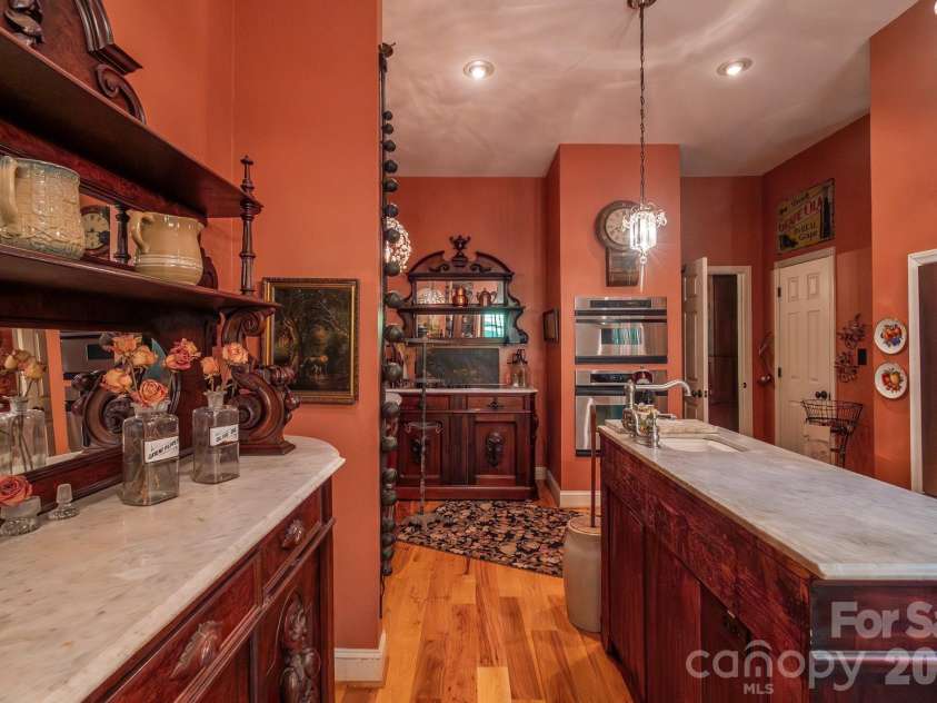 5592 Lennox Drive, Kings Mountain, NC 28086.  MLS# CAR4371853, YatesRealty ID 15800. 