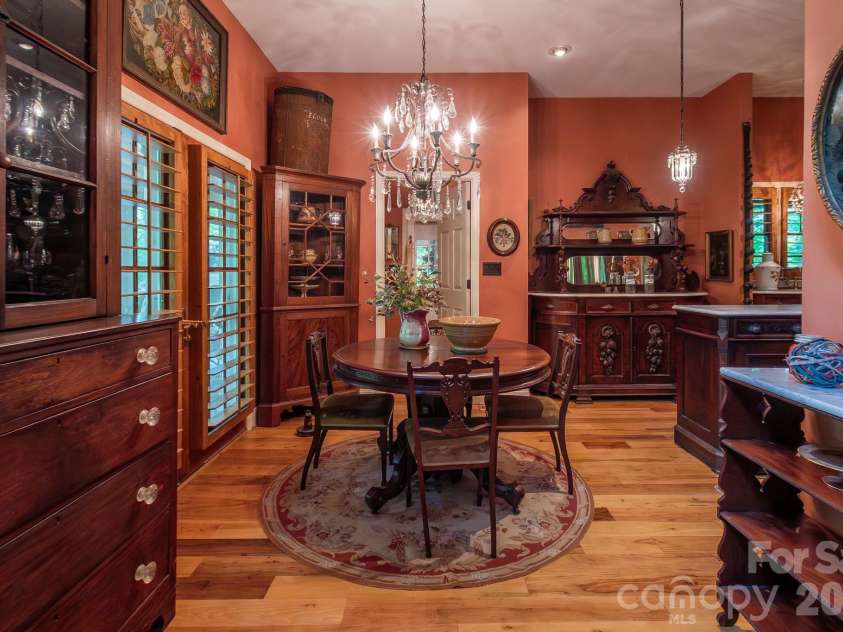5592 Lennox Drive, Kings Mountain, NC 28086.  MLS# CAR4371853, YatesRealty ID 15800. 