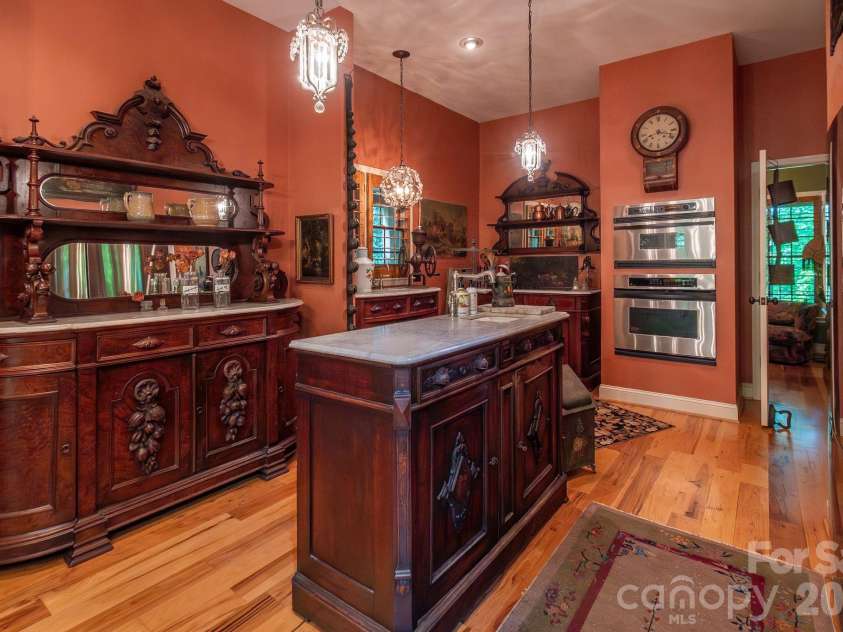 5592 Lennox Drive, Kings Mountain, NC 28086.  MLS# CAR4371853, YatesRealty ID 15800. 