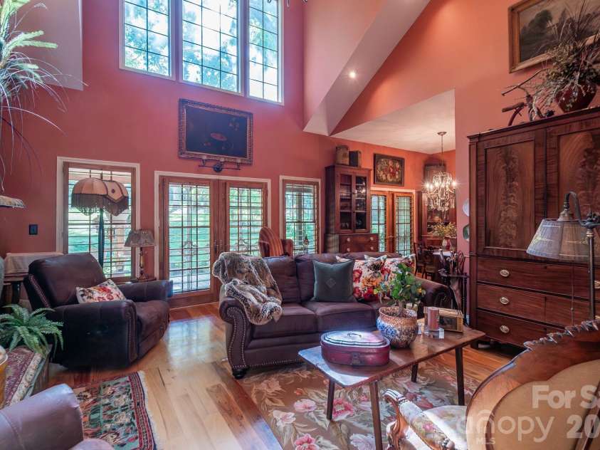 5592 Lennox Drive, Kings Mountain, NC 28086.  MLS# CAR4371853, YatesRealty ID 15800. 