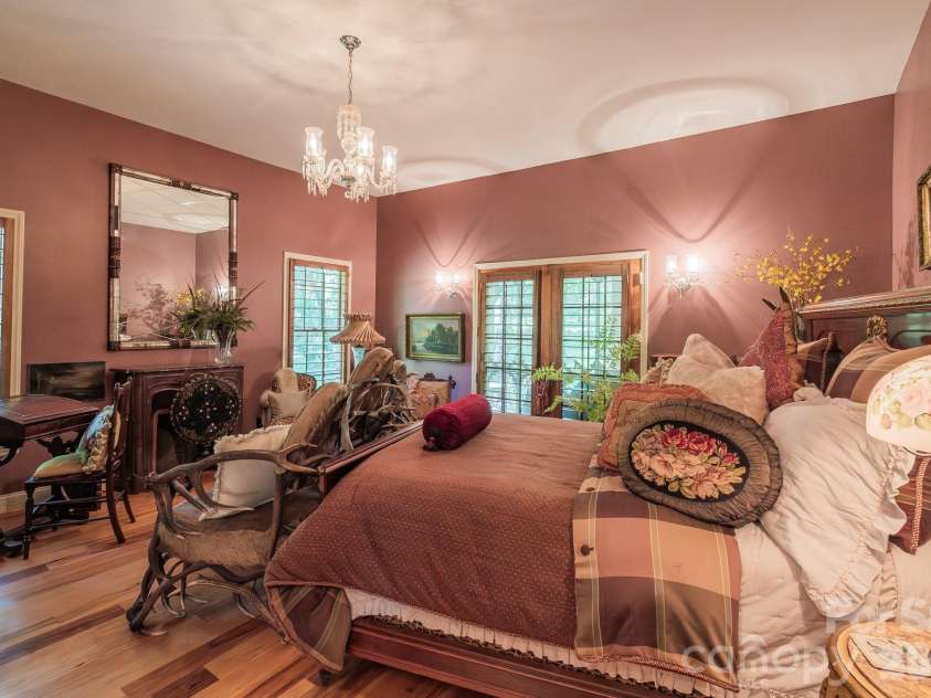 5592 Lennox Drive, Kings Mountain, NC 28086.  MLS# CAR4371853, YatesRealty ID 15800. 