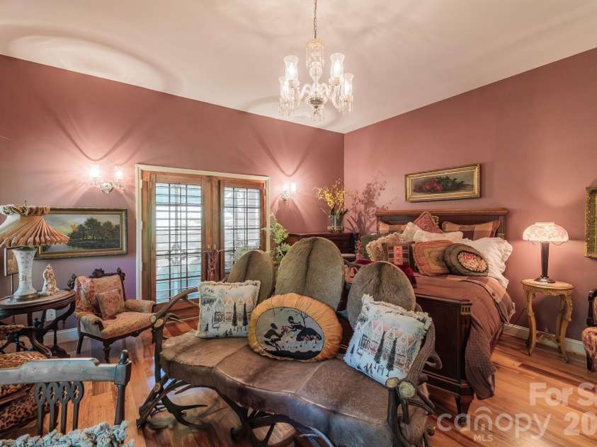 5592 Lennox Drive, Kings Mountain, NC 28086.  MLS# CAR4371853, YatesRealty ID 15800. 