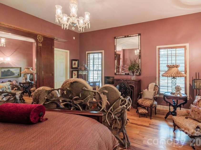 5592 Lennox Drive, Kings Mountain, NC 28086.  MLS# CAR4371853, YatesRealty ID 15800. 