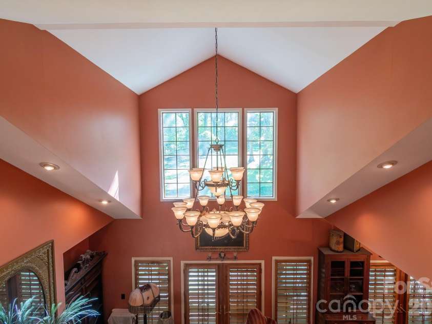 5592 Lennox Drive, Kings Mountain, NC 28086.  MLS# CAR4371853, YatesRealty ID 15800. 