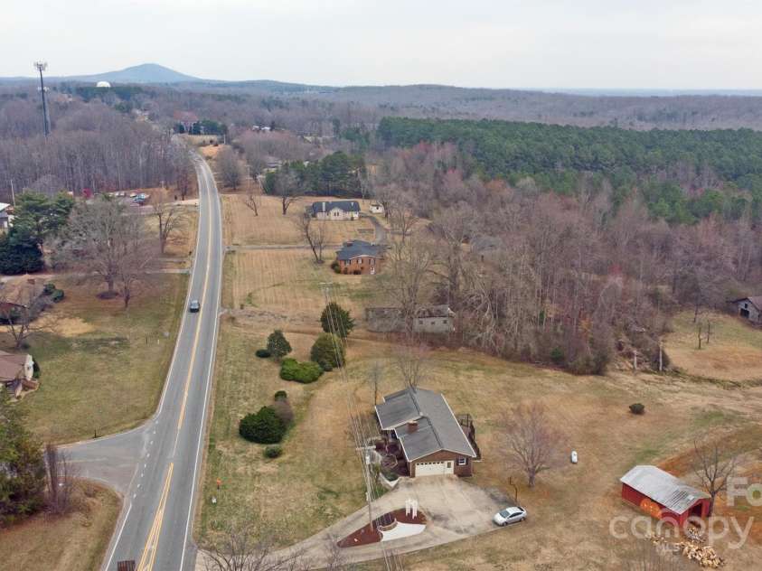 4866 NC Hwy 150 Highway, Lincolnton, NC 28092.  MLS# CAR4223343, YatesRealty ID 15801. 