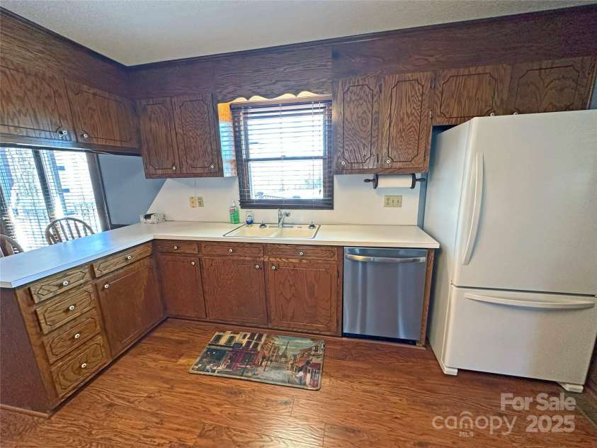 4866 NC Hwy 150 Highway, Lincolnton, NC 28092.  MLS# CAR4223343, YatesRealty ID 15801. Kitchen