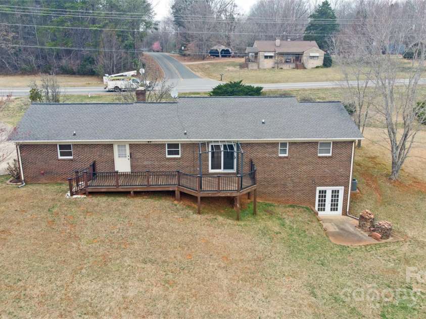 4866 NC Hwy 150 Highway, Lincolnton, NC 28092.  MLS# CAR4223343, YatesRealty ID 15801. Rear