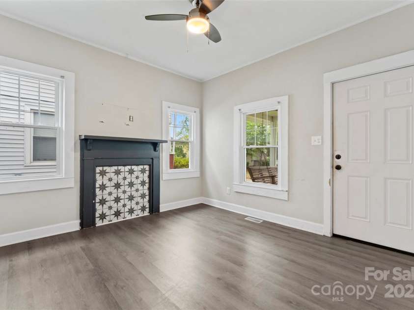 18 Douglas Avenue, Concord, NC 28025.  MLS# CAR4250234, YatesRealty ID 15802. 