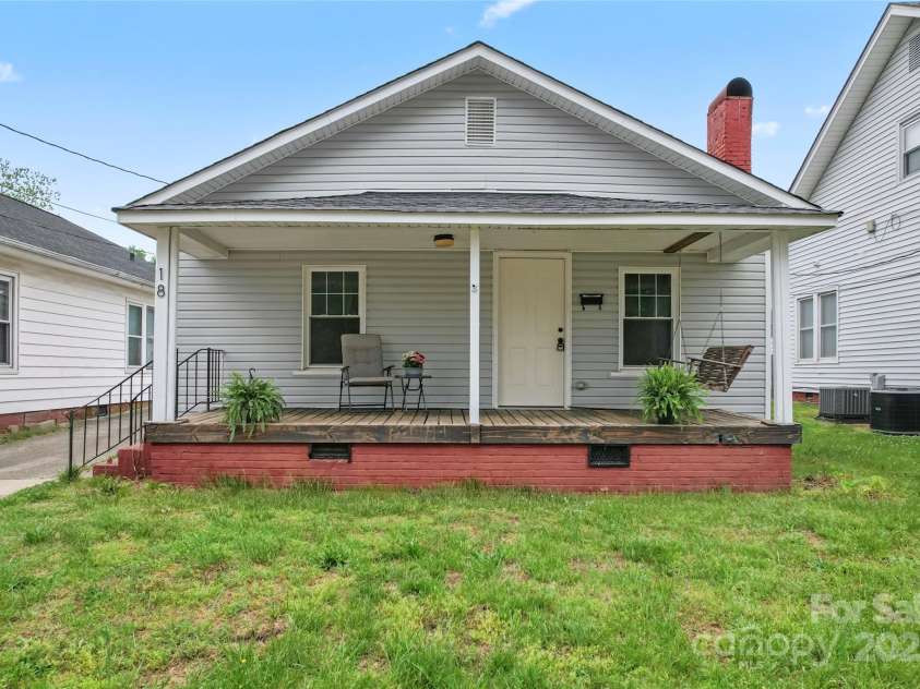 18 Douglas Avenue, Concord, NC 28025.  MLS# CAR4250234, YatesRealty ID 15802. 