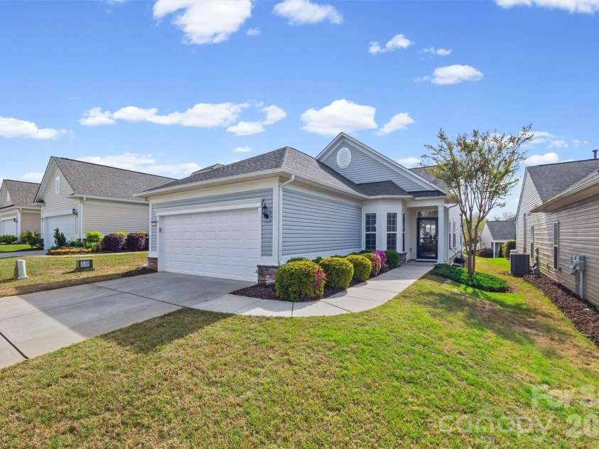 20238 Dovekie Lane, Fort Mill, SC 29707.  MLS# CAR4366782, YatesRealty ID 15802. 