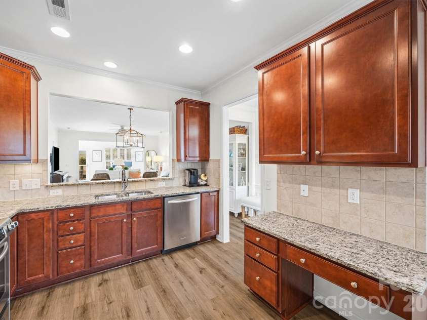 20238 Dovekie Lane, Fort Mill, SC 29707.  MLS# CAR4366782, YatesRealty ID 15802. 
