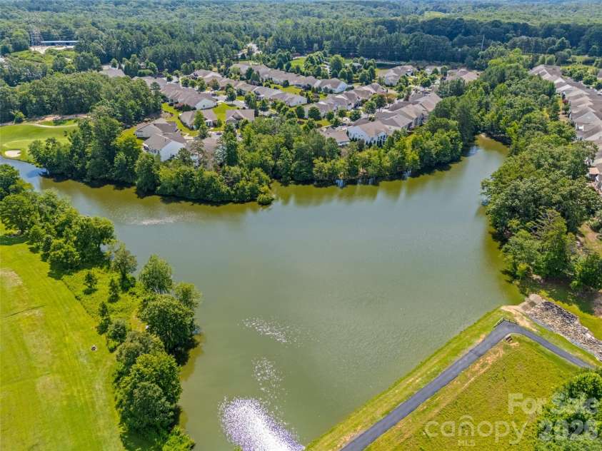 20238 Dovekie Lane, Fort Mill, SC 29707.  MLS# CAR4366782, YatesRealty ID 15802. 