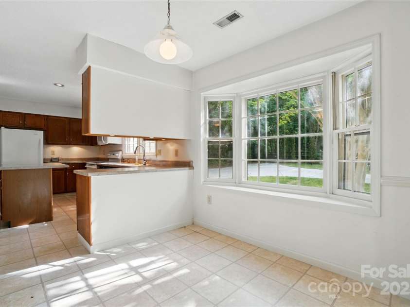 9927 Raddington Lane, Charlotte, NC 28269.  MLS# CAR4255804, YatesRealty ID 15803. 