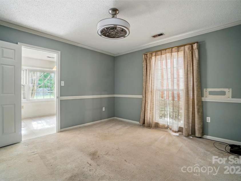 9927 Raddington Lane, Charlotte, NC 28269.  MLS# CAR4255804, YatesRealty ID 15803. 