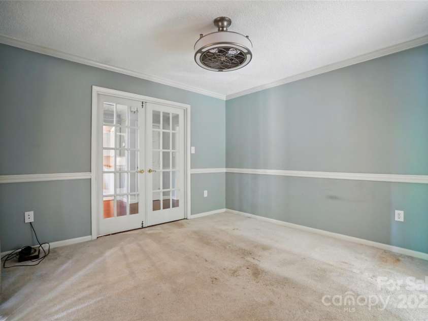 9927 Raddington Lane, Charlotte, NC 28269.  MLS# CAR4255804, YatesRealty ID 15803. 