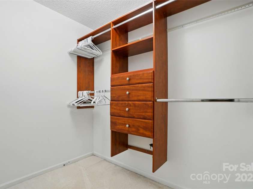 9927 Raddington Lane, Charlotte, NC 28269.  MLS# CAR4255804, YatesRealty ID 15803. 