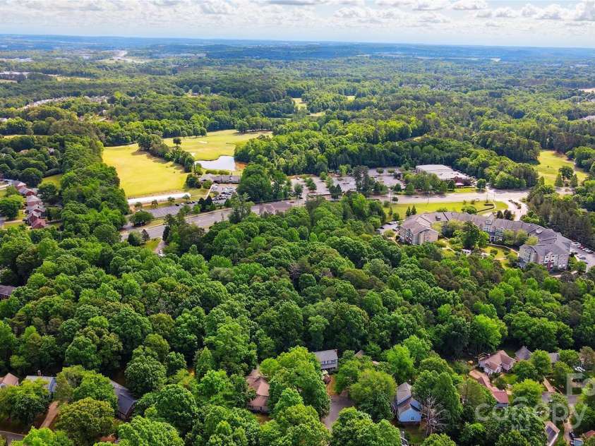 9927 Raddington Lane, Charlotte, NC 28269.  MLS# CAR4255804, YatesRealty ID 15803. 