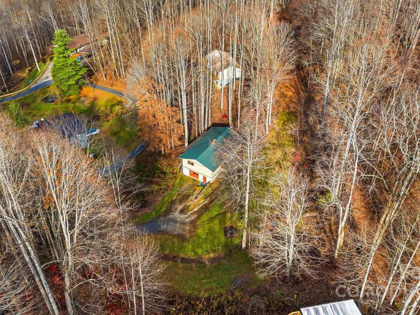 347 Knob Hill Estates Road, Sylva, NC 28779.  MLS# CAR4204658, YatesRealty ID 15804. 347 Knob Hill Estates Rd.