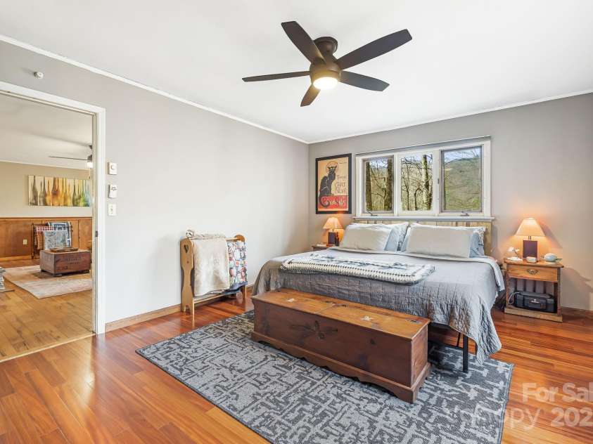 347 Knob Hill Estates Road, Sylva, NC 28779.  MLS# CAR4204658, YatesRealty ID 15804. Primary Bedroom Number 1