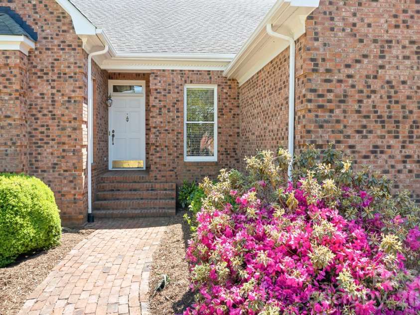 11690 Bain School Road, Mint Hill, NC 28227.  MLS# CAR4372063, YatesRealty ID 15806. 