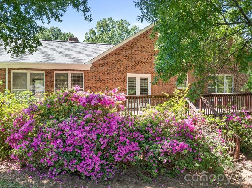 11690 Bain School Road, Mint Hill, NC 28227.  MLS# CAR4372063, YatesRealty ID 15806. 
