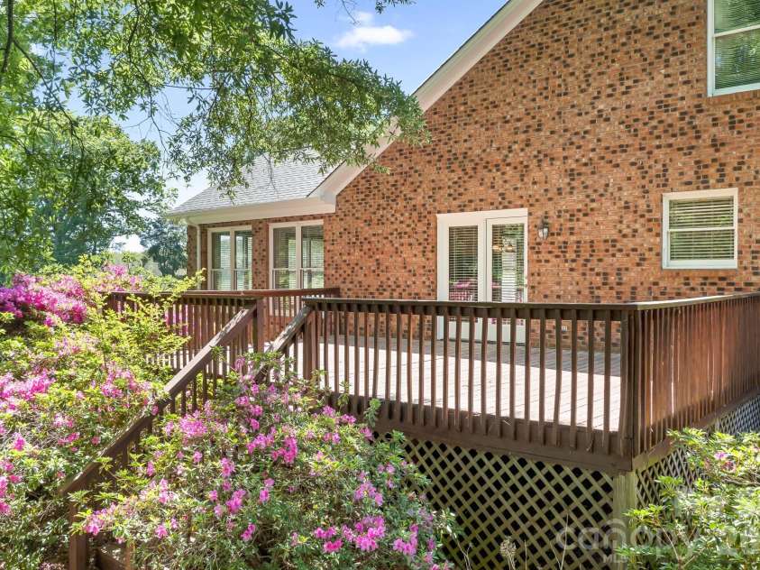 11690 Bain School Road, Mint Hill, NC 28227.  MLS# CAR4372063, YatesRealty ID 15806. 