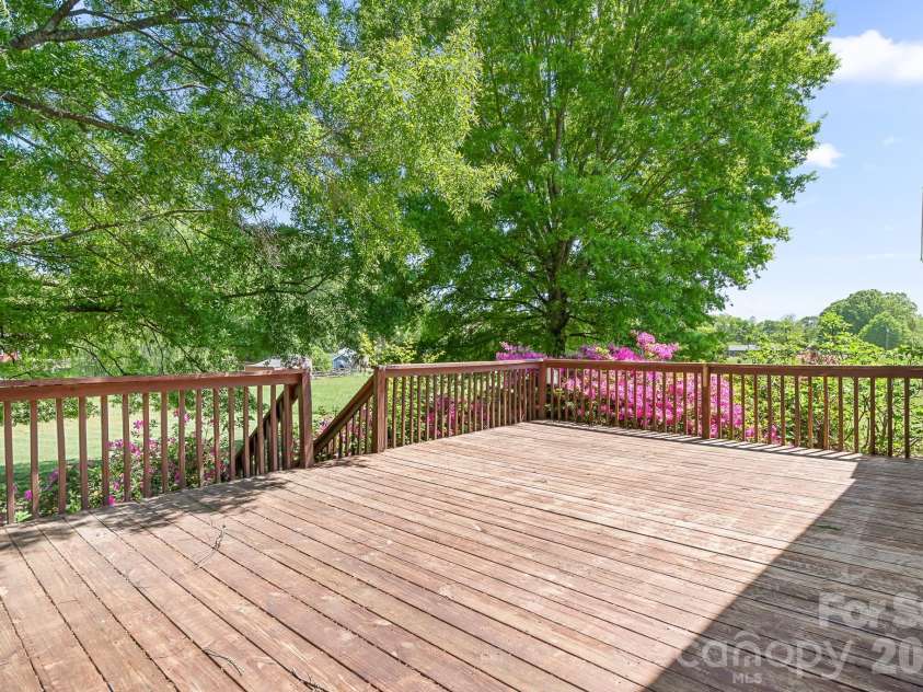 11690 Bain School Road, Mint Hill, NC 28227.  MLS# CAR4372063, YatesRealty ID 15806. 