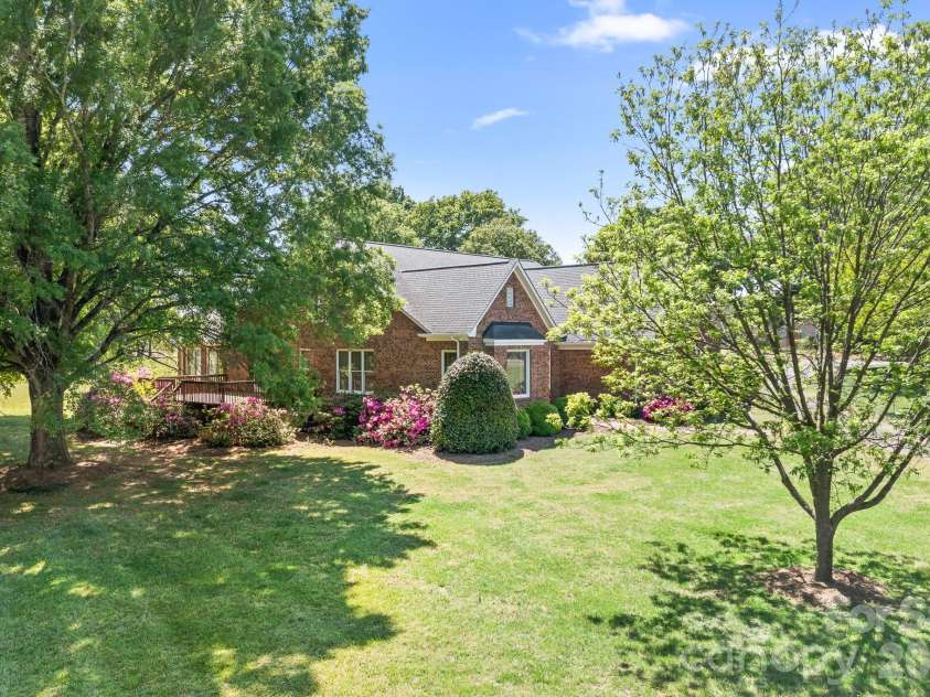 11690 Bain School Road, Mint Hill, NC 28227.  MLS# CAR4372063, YatesRealty ID 15806. 