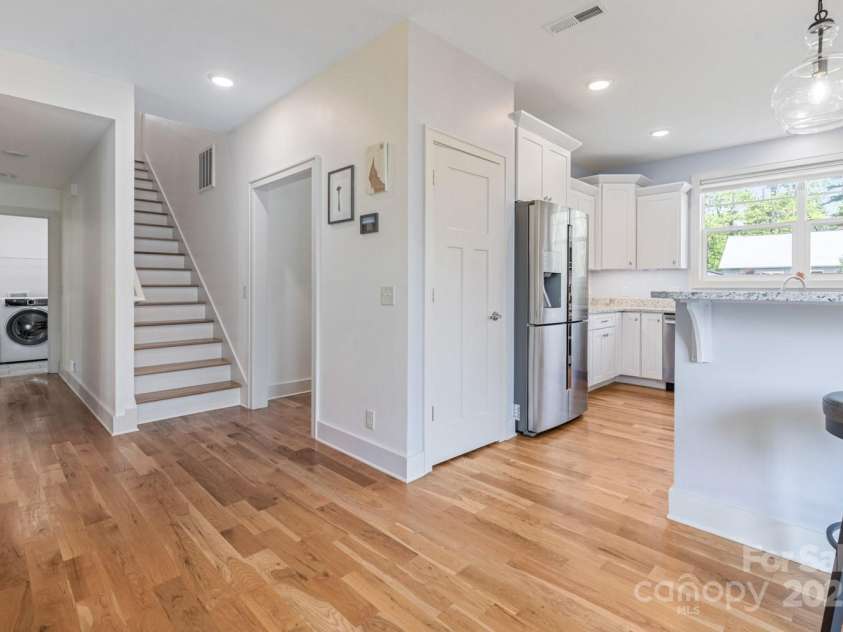 117 White Oak Road Extension, Arden, NC 28704.  MLS# CAR4254070, YatesRealty ID 15806. 