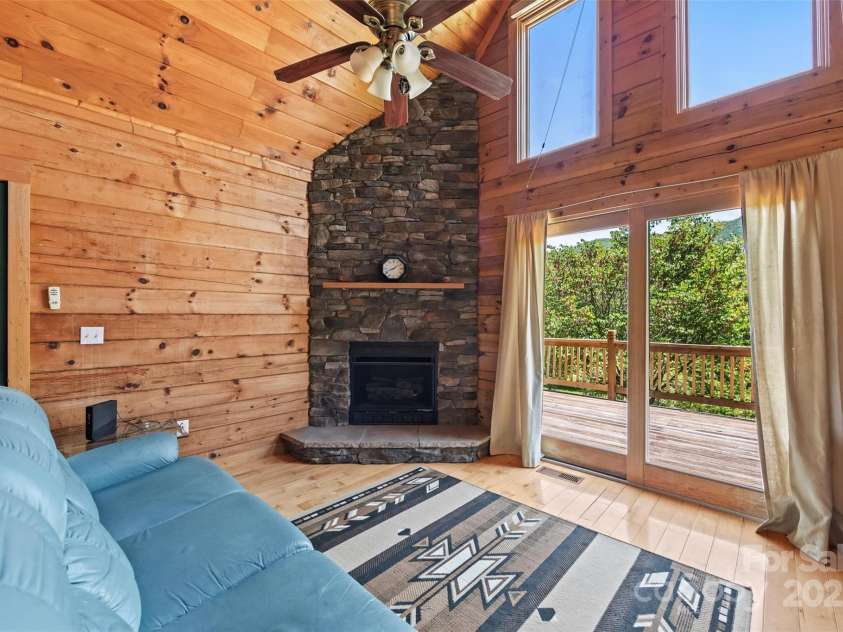 102 Brookview Lane, Whittier, NC 28789.  MLS# CAR4262943, YatesRealty ID 15807. 