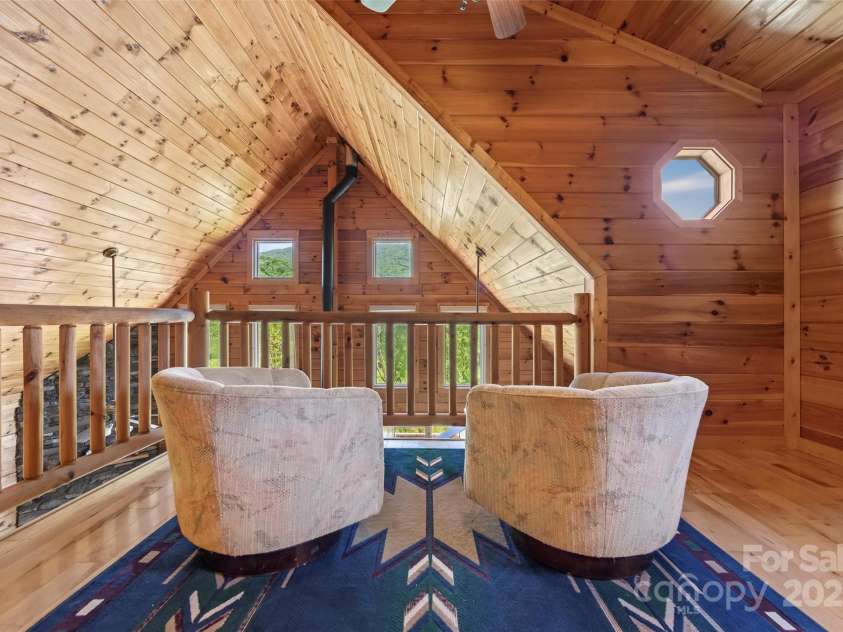 102 Brookview Lane, Whittier, NC 28789.  MLS# CAR4262943, YatesRealty ID 15807. 