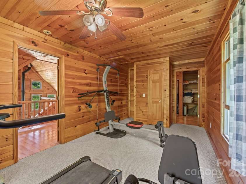 102 Brookview Lane, Whittier, NC 28789.  MLS# CAR4262943, YatesRealty ID 15807. 