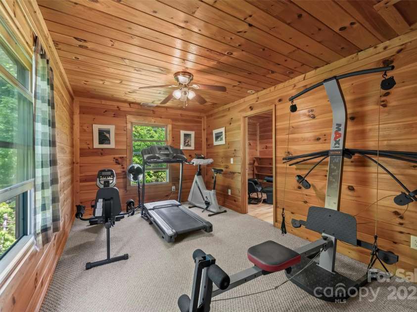 102 Brookview Lane, Whittier, NC 28789.  MLS# CAR4262943, YatesRealty ID 15807. 