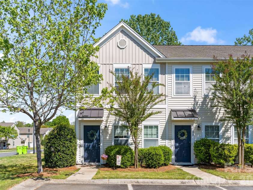 126 Cadbury Lane, Fort Mill, SC 29715.  MLS# CAR4368318, YatesRealty ID 15807. 