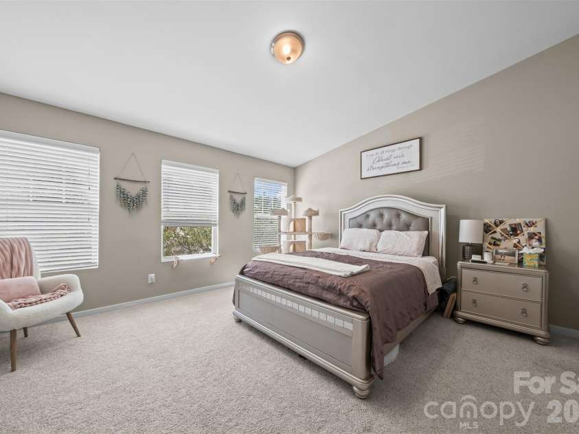 126 Cadbury Lane, Fort Mill, SC 29715.  MLS# CAR4368318, YatesRealty ID 15807. 