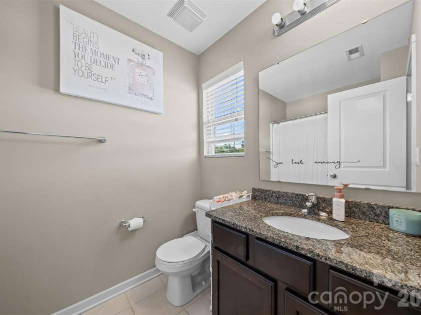 126 Cadbury Lane, Fort Mill, SC 29715.  MLS# CAR4368318, YatesRealty ID 15807. 