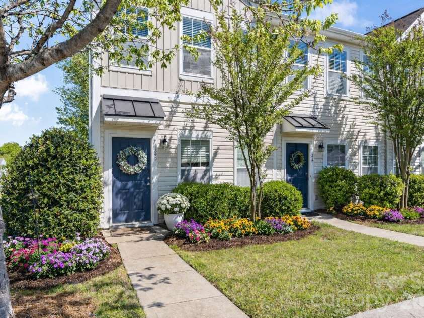 126 Cadbury Lane, Fort Mill, SC 29715.  MLS# CAR4368318, YatesRealty ID 15807. Virtually staged
