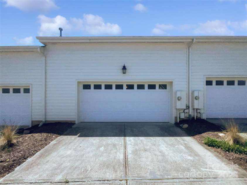 151 Harper Lee Street, Davidson, NC 28036.  MLS# CAR4249031, YatesRealty ID 15808. 