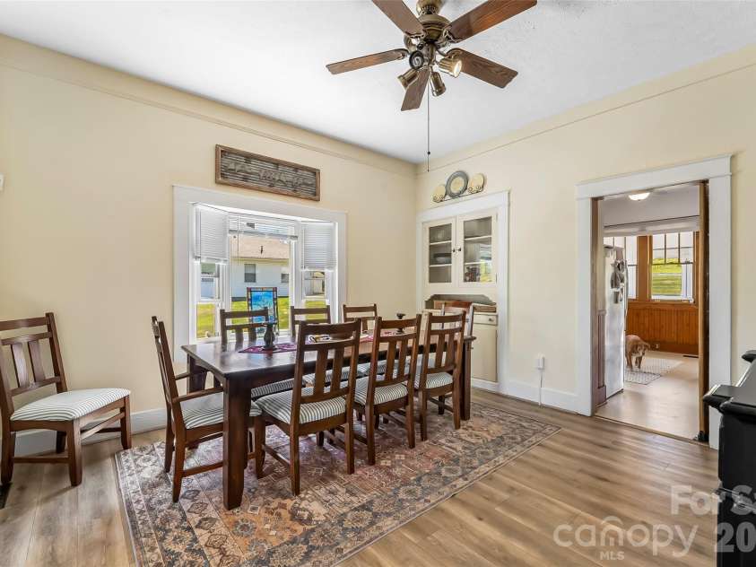 110 Burkemont Avenue, Morganton, NC 28655.  MLS# CAR4372950, YatesRealty ID 15810. 