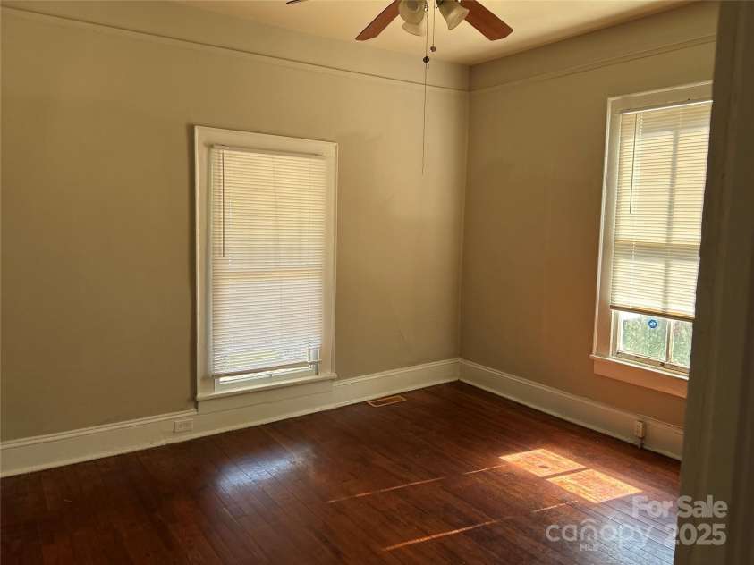 2433 Booker Avenue, Charlotte, NC 28216.  MLS# CAR4253086, YatesRealty ID 15810. Bedroom 2