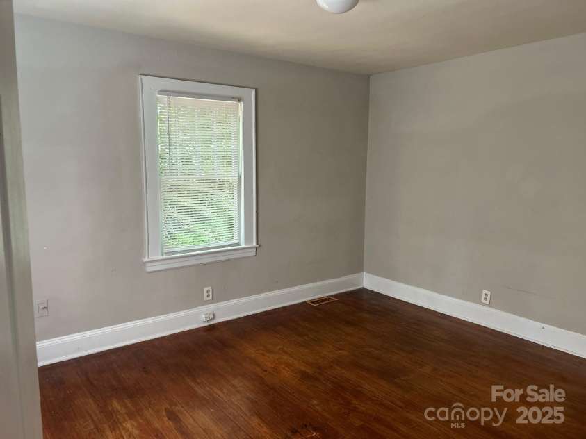 2433 Booker Avenue, Charlotte, NC 28216.  MLS# CAR4253086, YatesRealty ID 15810. Bedroom 3